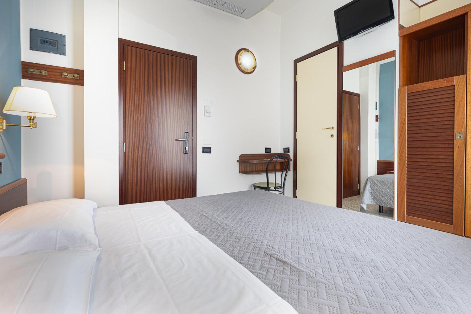 Hotel Avana Riccione Exterior foto