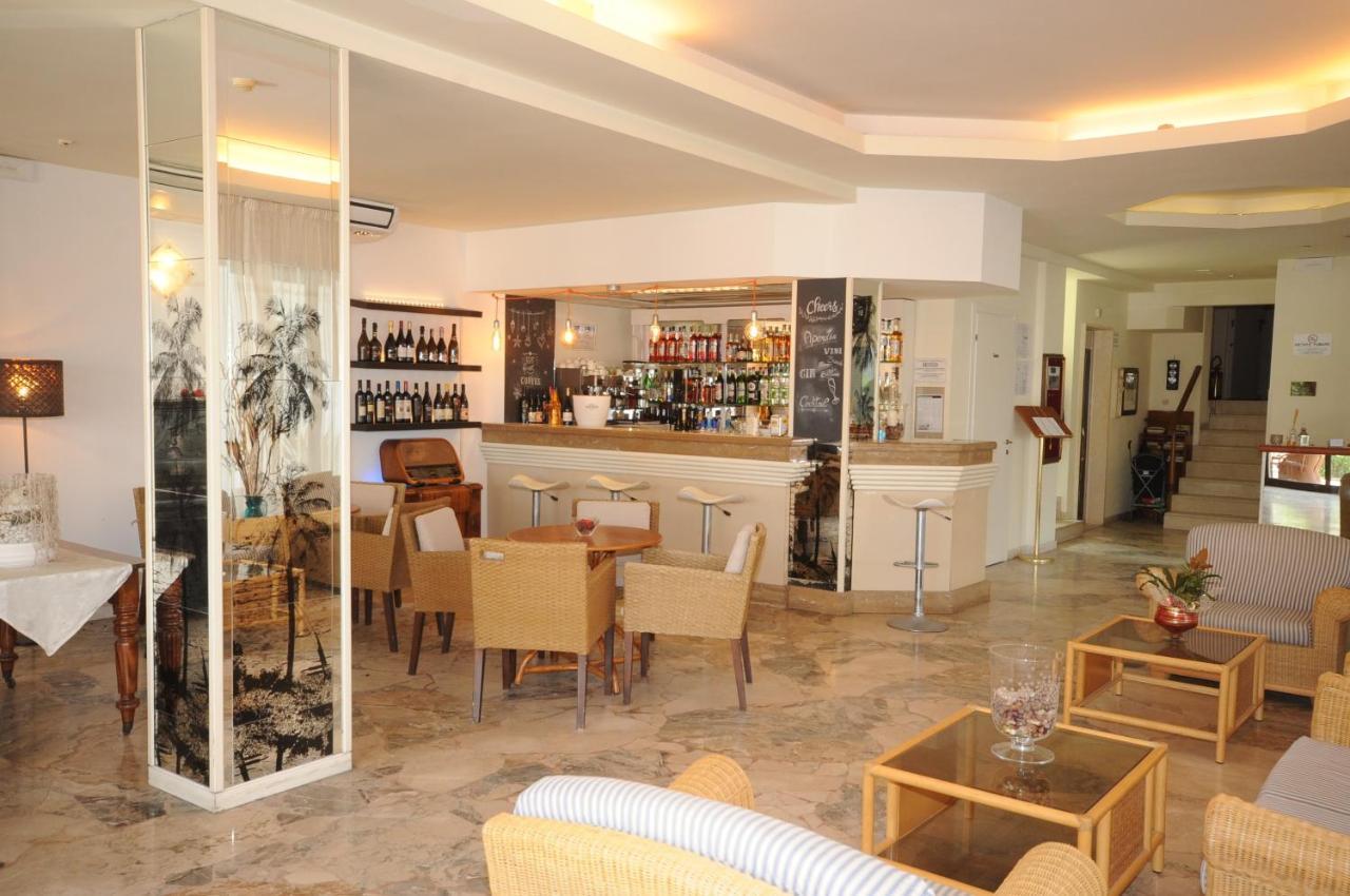 Hotel Avana Riccione Exterior foto